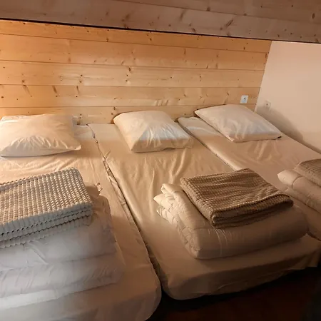 Renove T2 Mezzanine Formigueres, 10 Pers, Proche Commerces - Fr-1-758-46 *